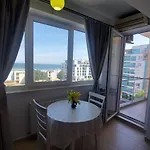 Mamaia Summerland Seaview