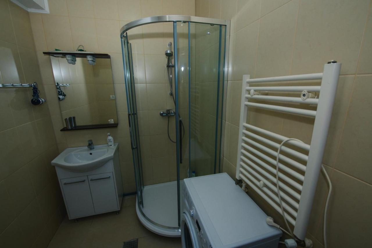 Summerland Seaview Apartment