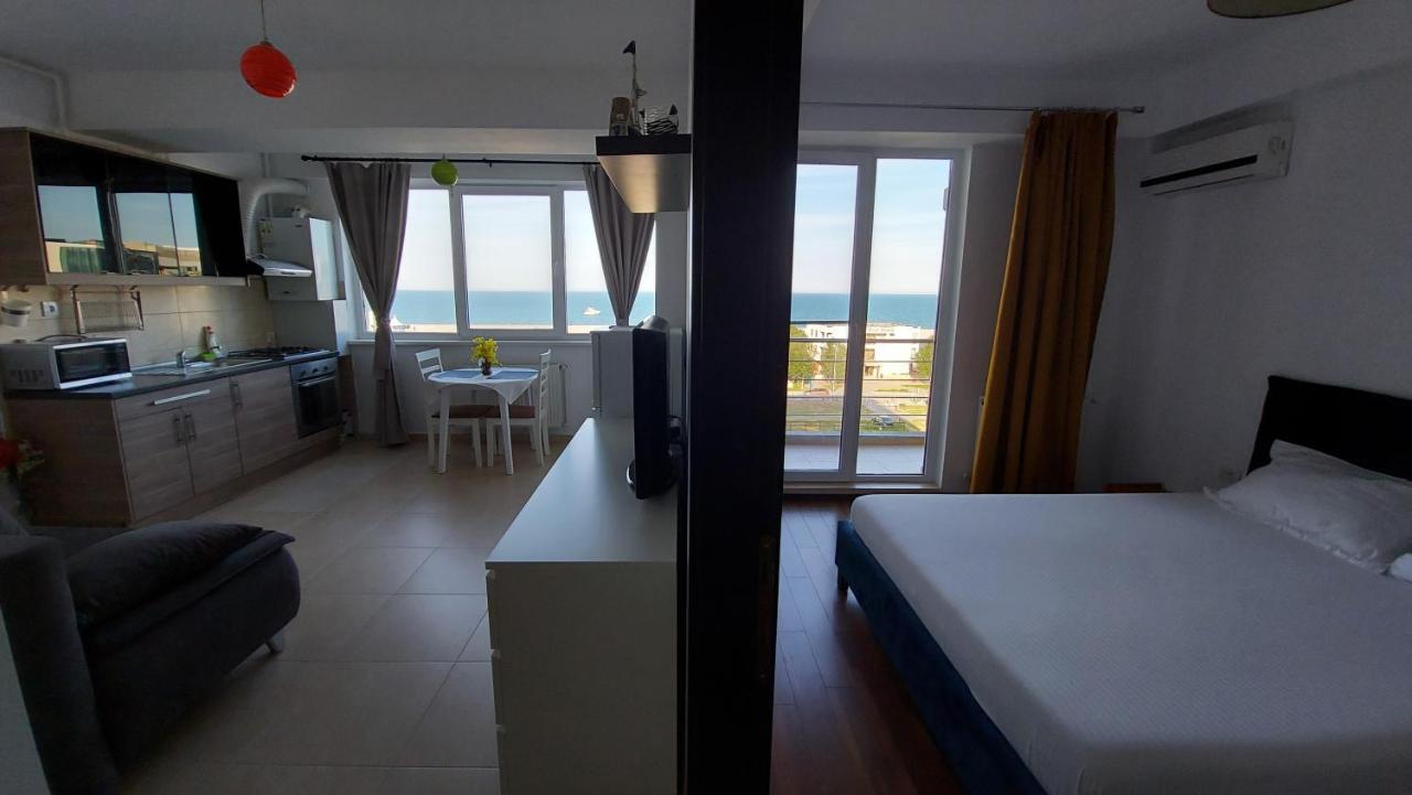 Apartment Summerland Seaview