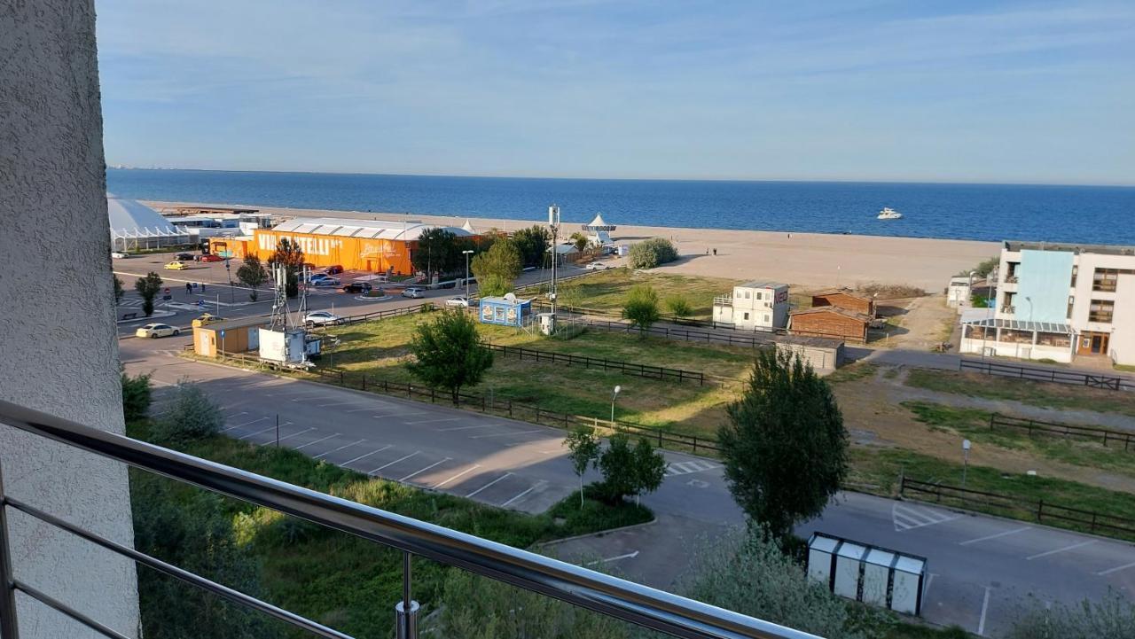 Apartment Summerland Seaview