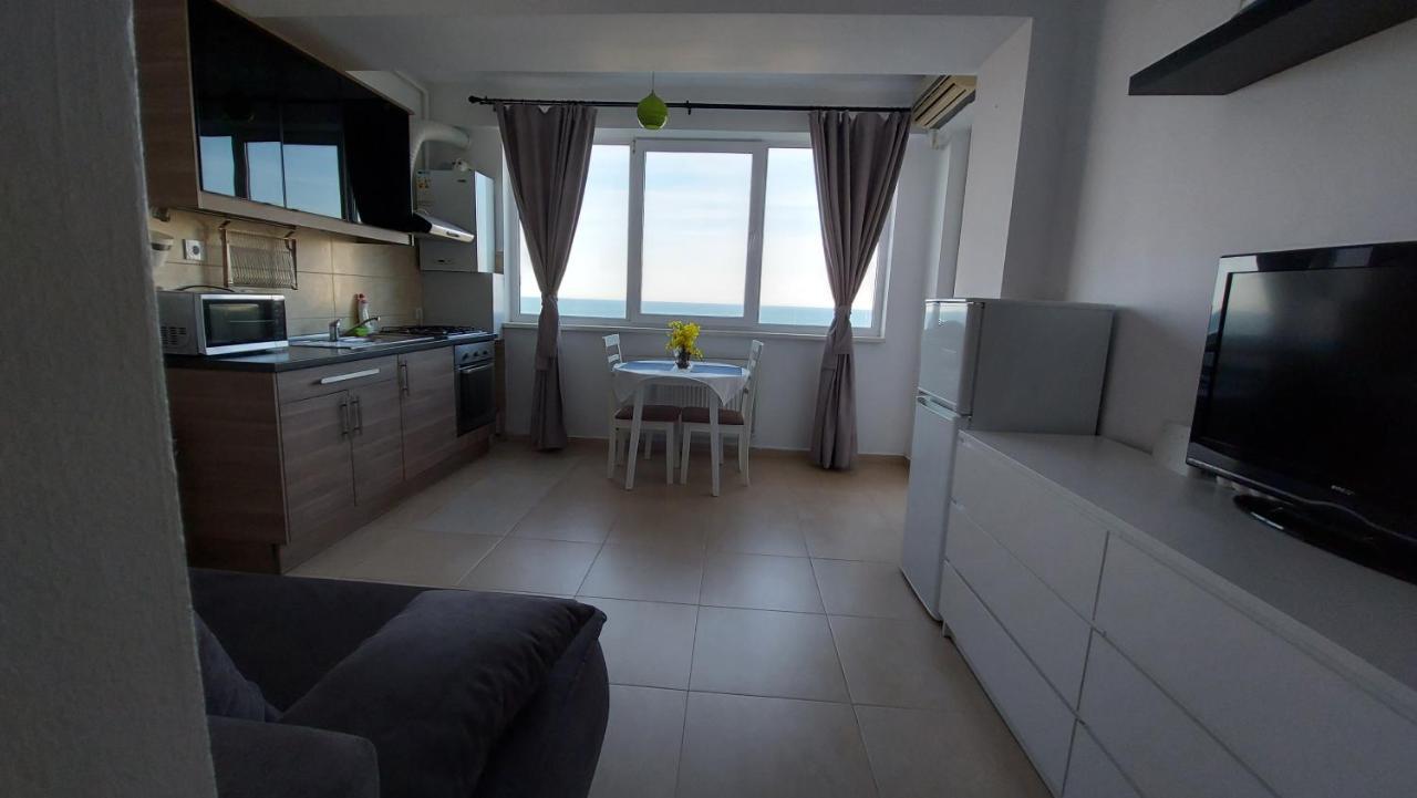 Summerland Seaview Mamaia