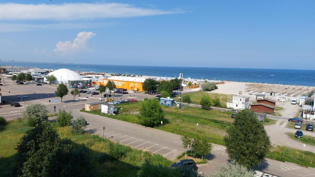 Apartment Summerland Seaview