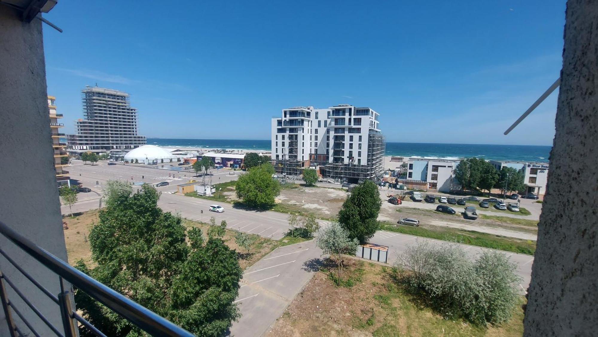 Summerland Seaview Apartment Mamaia
